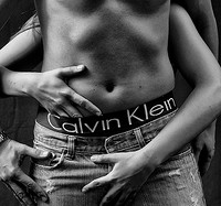 凑单品：Calvin Klein 女士蕾丝  T字裤