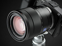 NEX用高素质标准变焦镜头 国内上架：SONY 索尼 E 16-70mm F4 ZA OSS镜头