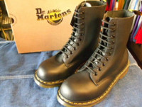 Dr. Martens Classic 1919 钢头马丁靴