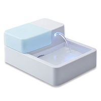 BeaconPet Cube Aura Fountain 抗菌电动循环宠物饮水器
