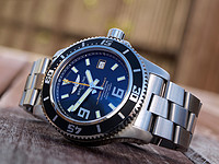 BREITLING 百年灵 Superocean 超级海洋系列 A1739102/BA78 男款深潜机械腕表（2000米防水，减压阀）