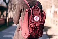 FJÄLLRÄVEN 北极狐 Kanken Daypack 双肩背包