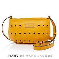 Marc by Marc Jacobs New Q Grommet Perf Percy 女款真皮斜挎包