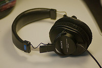 SONY 索尼 MDR-7506 封闭式头戴 监听耳机