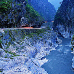 特价机票:澳门-台北 5天往返含税机票 999元_穷