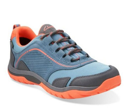 限5\/9.5码:Clarks Intourpike Gtx 女士徒步鞋 $29