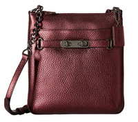 COACH 蔻驰 Metallic Swagger Swingpack 女士斜挎包