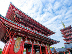 特价机票:上海-东京 5天往返含税机票 东方航空