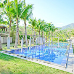 特价机票:上海-三亚 5日往返含税机票+接机(11