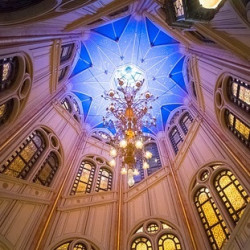 秒杀预告:9月杭州往返上海迪士尼接送用车 9元