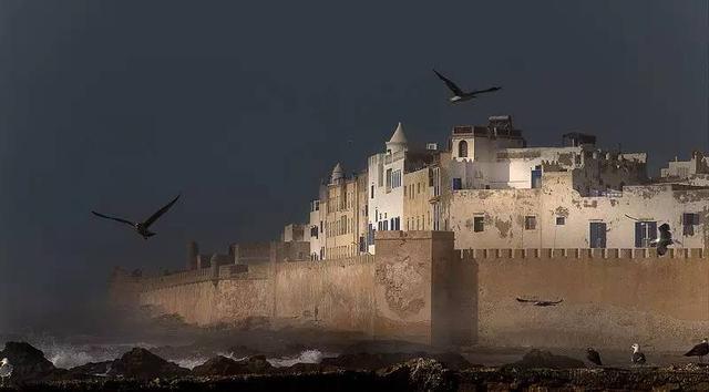 特价机票:香港-摩洛哥卡萨布兰卡特价往返含税