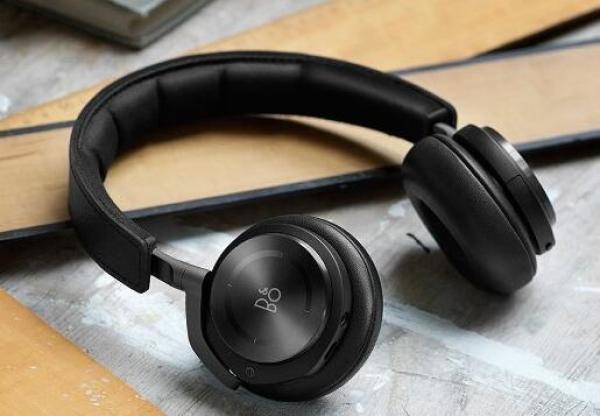 拥抱变化:iPhone 7 Lightning接口&蓝牙耳机推