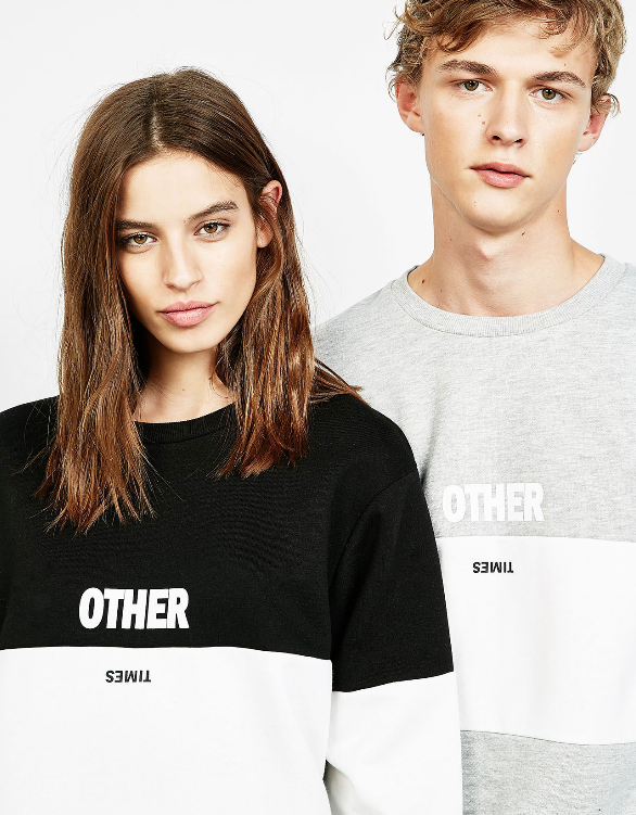 Bershka 06757111800 情侣款中性卫衣