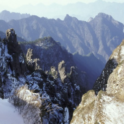 国内自由行:上海-武汉+武当山+神农架6日自由