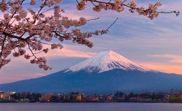 当地玩乐日本富士山拼车一日游五合目河口湖忍野八海山中湖温泉