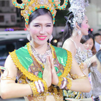 另类“女神”：泰国新一届“人妖女王”诞生！