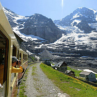 瑞士少女峰：上下山火车票+登山门票兑换券