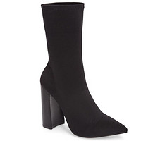 时尚 | 种草记 VOL.59：Gigi Hadid同款，高性价比袜靴拯救不时尚