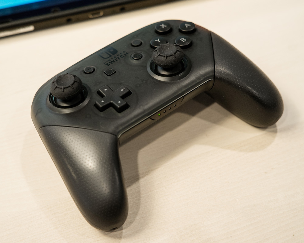 任天堂switch pro 手柄