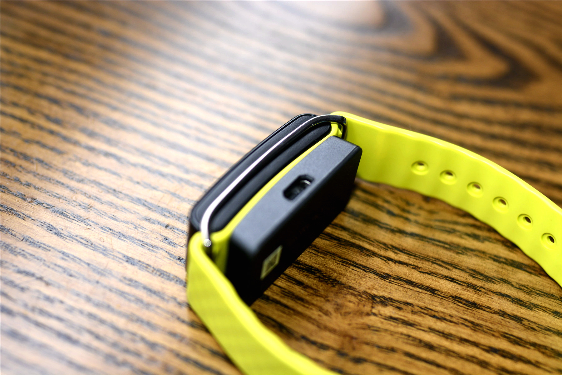 荣耀畅玩手环a2_荣耀畅玩5和荣耀畅玩6_荣耀畅玩手环a2充电