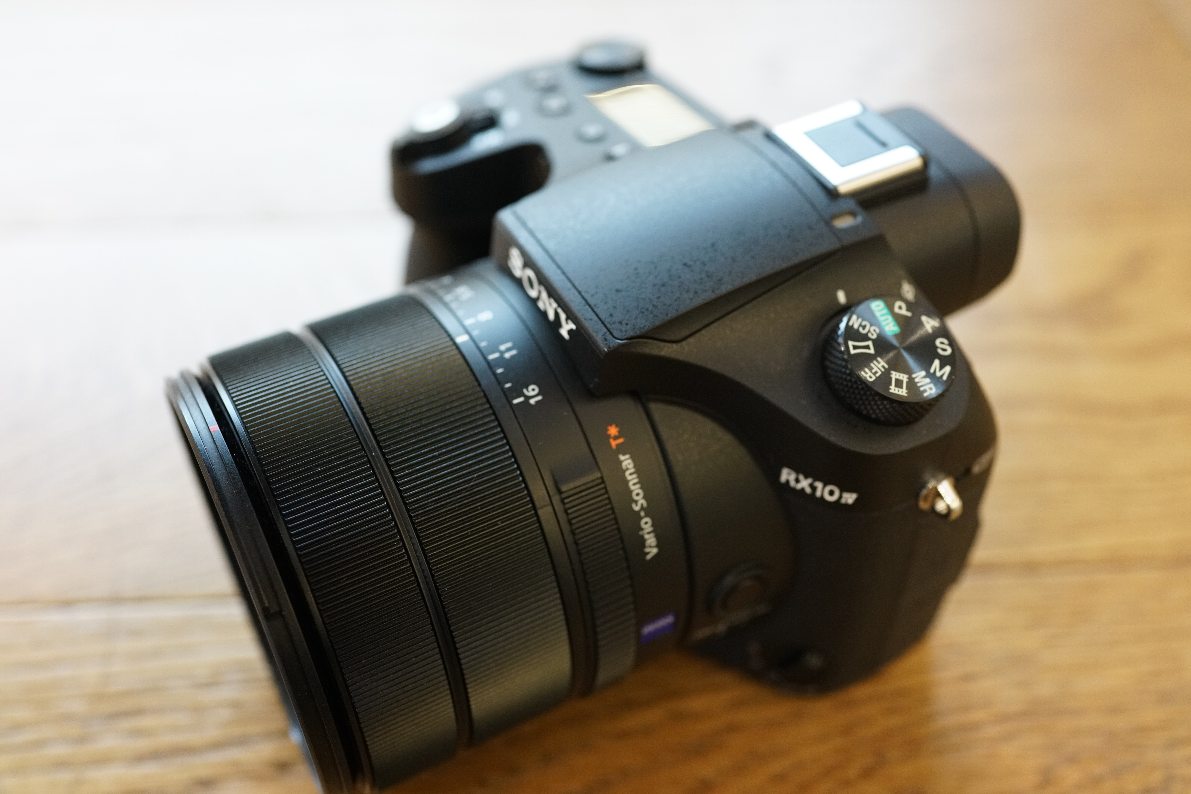 sony dsc-rx10m4,陪你一机走天涯