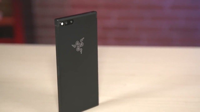 好物速报:雷蛇手机 --边框真的不来一串RGB灯