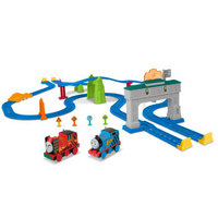 限地區、京東PLUS會員：Thomas & Friends 托馬斯&朋友 男孩小火車玩具 電動系列 FRL57 托馬斯和勇寶友誼賽跑套裝
