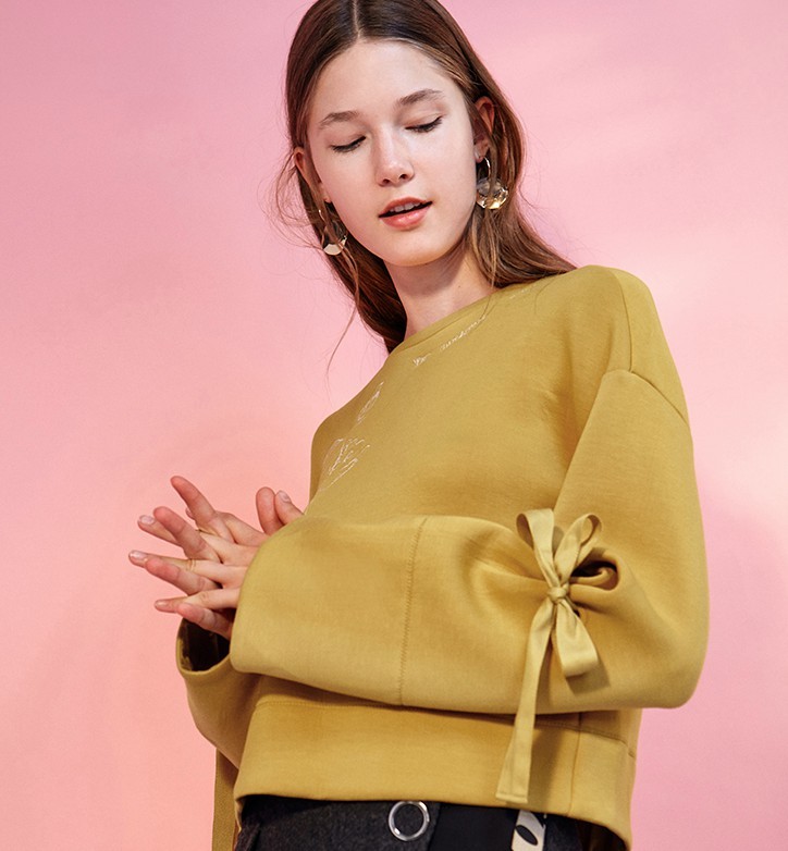 丽丽 LILY 117440A8738 女士刺绣卫衣