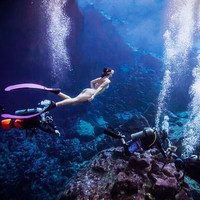 被《潜水人》杂志评为世界第二的洞穴潜水点！塞班岛 蓝洞AOW深潜+拍照套餐