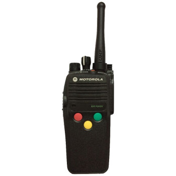摩托罗拉/Motorola XiR P8800（三孔机）专业数字手持对讲机（标配双电池、一副耳机）