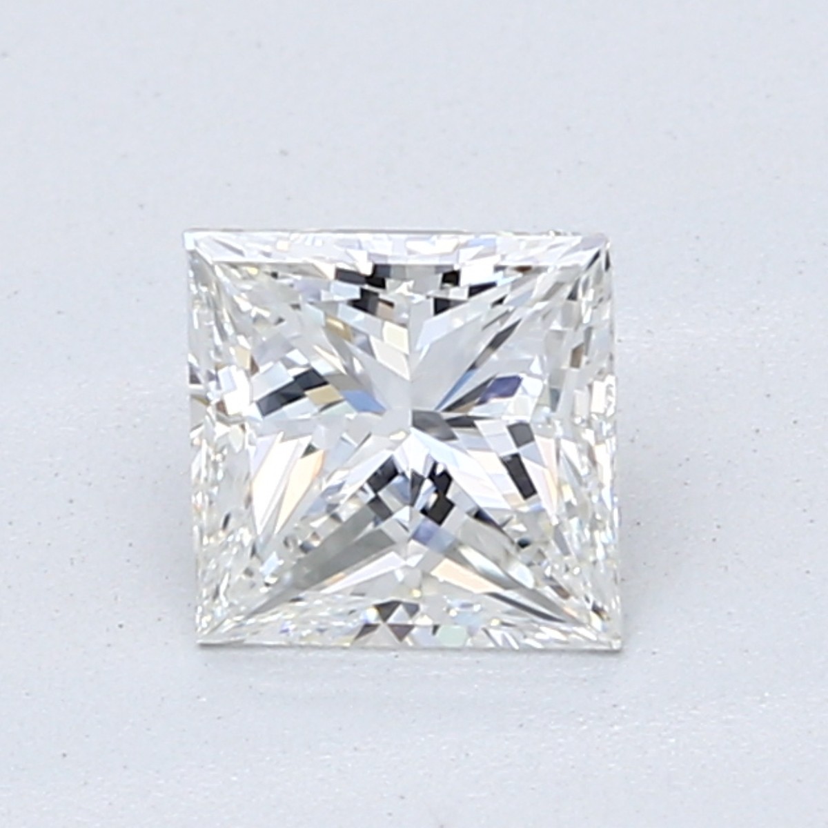 01克拉公主方形钻石(切工vg,成色g,净度vs1)