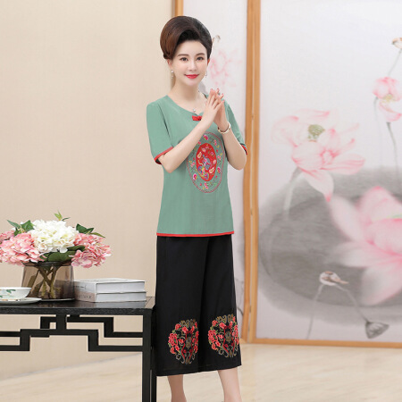 AUDDE 2019夏季新款女装新品T恤女中老年女装绣花套装妈妈装民族风大码两件套 MMJLD1916 豆绿色 XXXL