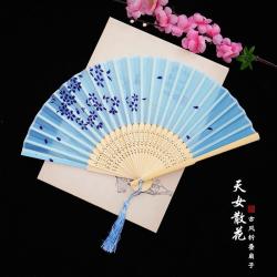 我想要夏季女式古风随身折叠扇子带流苏汉服古装折扇