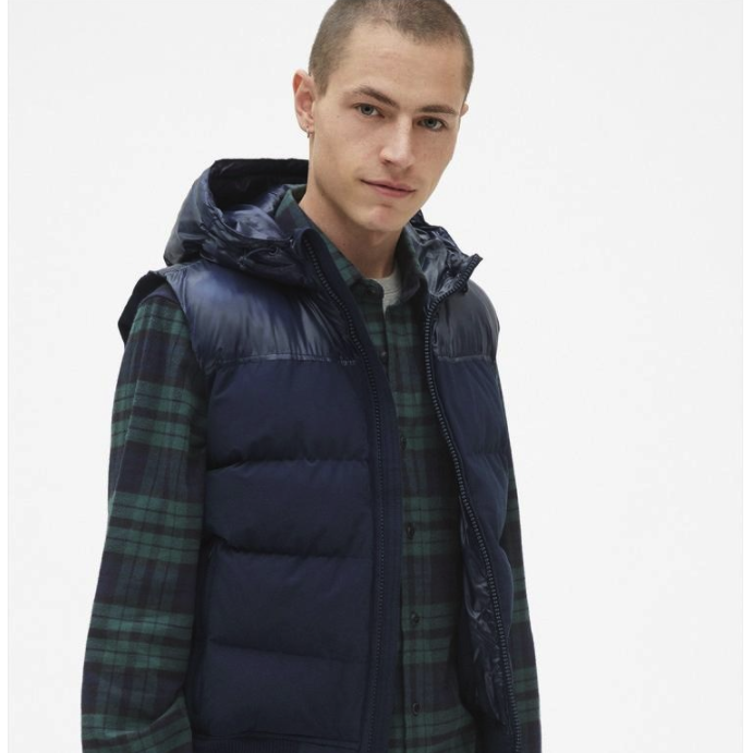 Gap 308615 男装拼接连帽棉服马甲