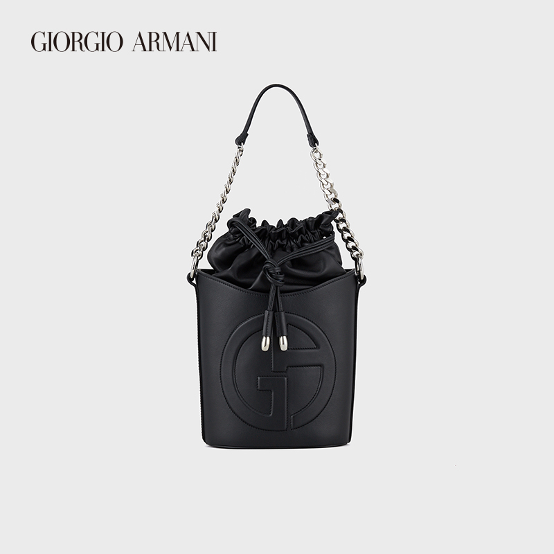 乔治·阿玛尼 GIORGIO ARMANI/阿玛尼女士运动风GA logo时尚皮革水桶包