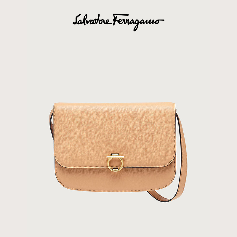 Salvatore Ferragamo/菲拉格慕 女士GANCINI翻盖包 742557