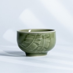 陶瓷茶杯_xigu 熹谷 龙泉青瓷 三色刻绘芭蕉杯 粉青釉老梅青多少钱
