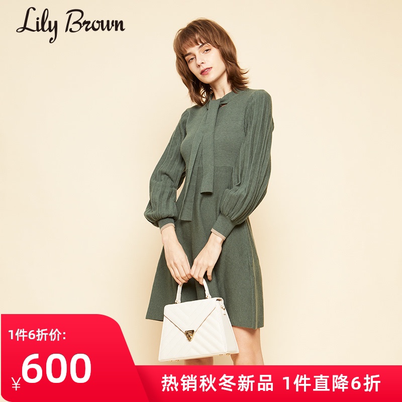 Lily Brown2020秋冬新品 少女灯笼袖系带针织连衣裙LWNO205002（F、棕色）