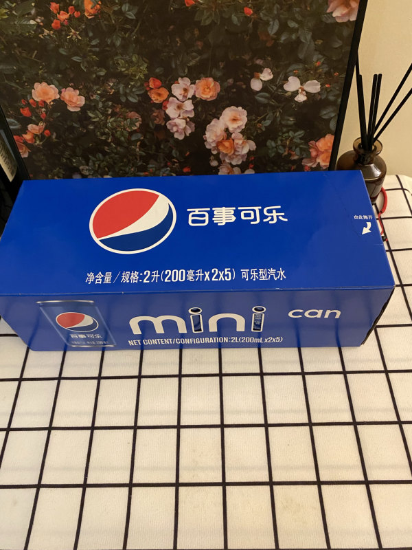 商品介绍:pepsico的主导产品是百事可乐.