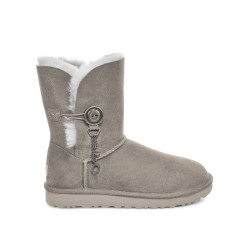 【省200元】新款女靴_ugg 女士中筒雪地靴 1118933che多少钱-什么值得