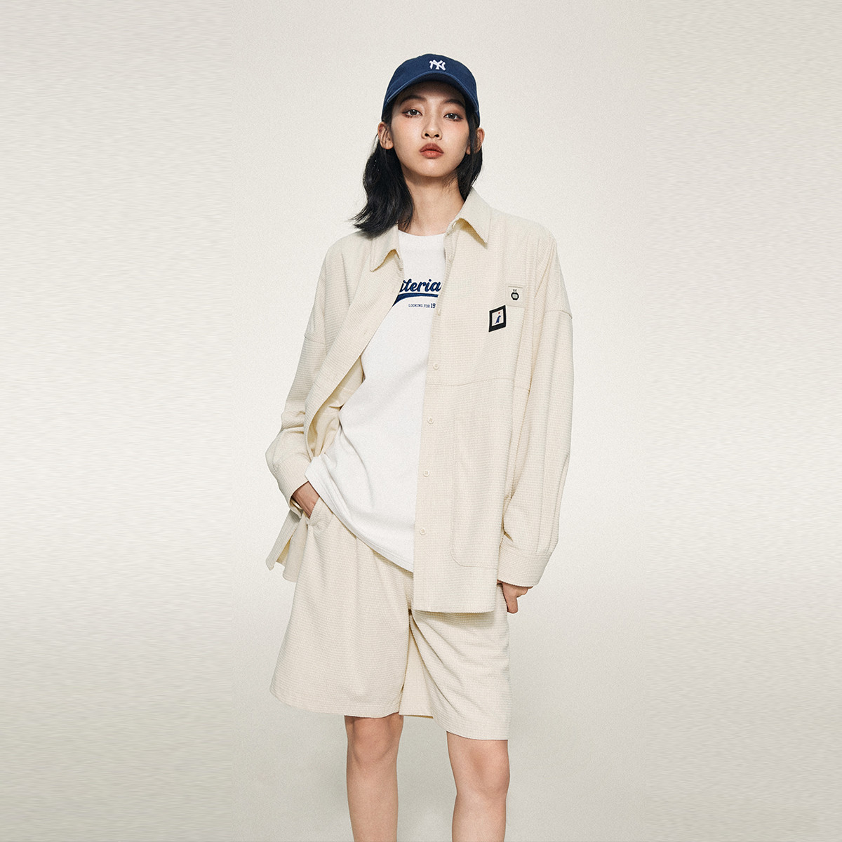 运动休闲衬衫女2022春季新款宽松灯芯绒上衣 M 米白