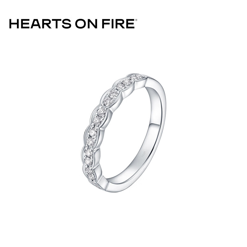 周大福 HEARTS ON FIRE Lorelei系列FLORAL 铂金钻石戒指UA65 12号 13200