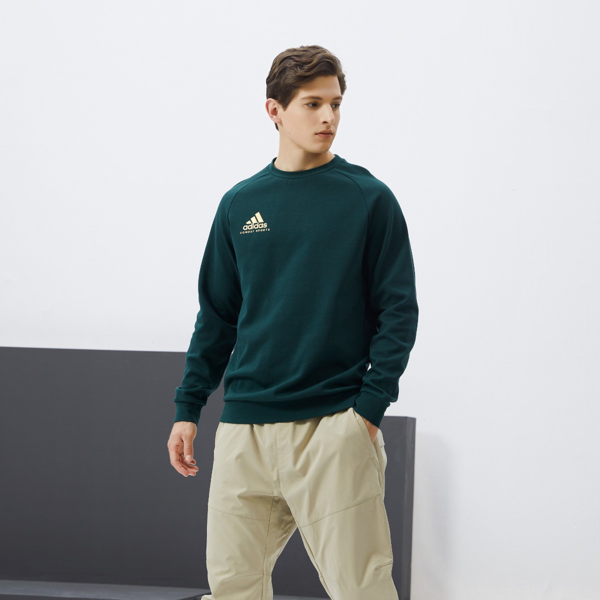 adidas 阿迪达斯 卫衣男秋冬季男装户外运动休闲上衣女百搭舒适武搏卫衣