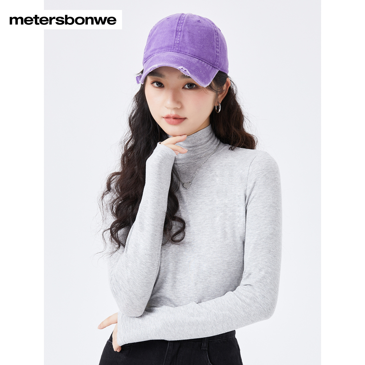 国货美特斯邦威长袖T恤女高领春秋黑白时尚ins韩版内搭上衣女