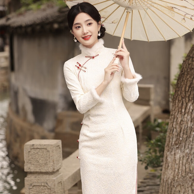 杜艳枝 加毛加厚复合加绒侧八扣长款旗袍立领气质女连衣裙 米白 S90斤以下