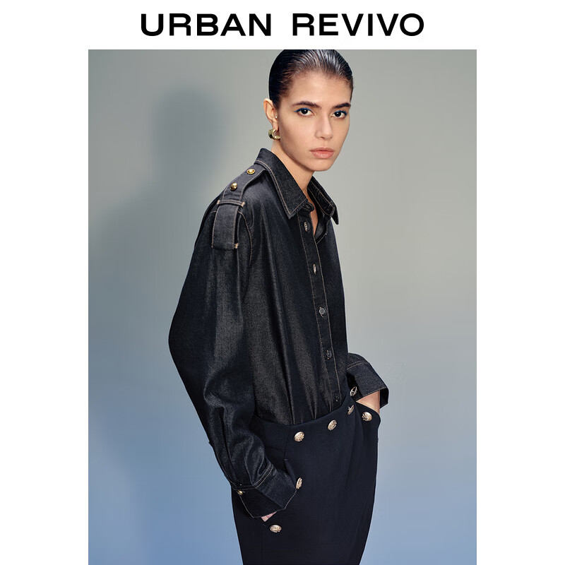 UR【UR魅力】2024春季女复古不规则纽扣牛仔衬衫UWG840031 蓝色 L