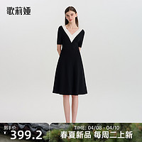 GLORIA 歌莉娅 短袖连衣裙女2024夏季新款绝美好看撞色V领小黑裙1C3C4G1T0