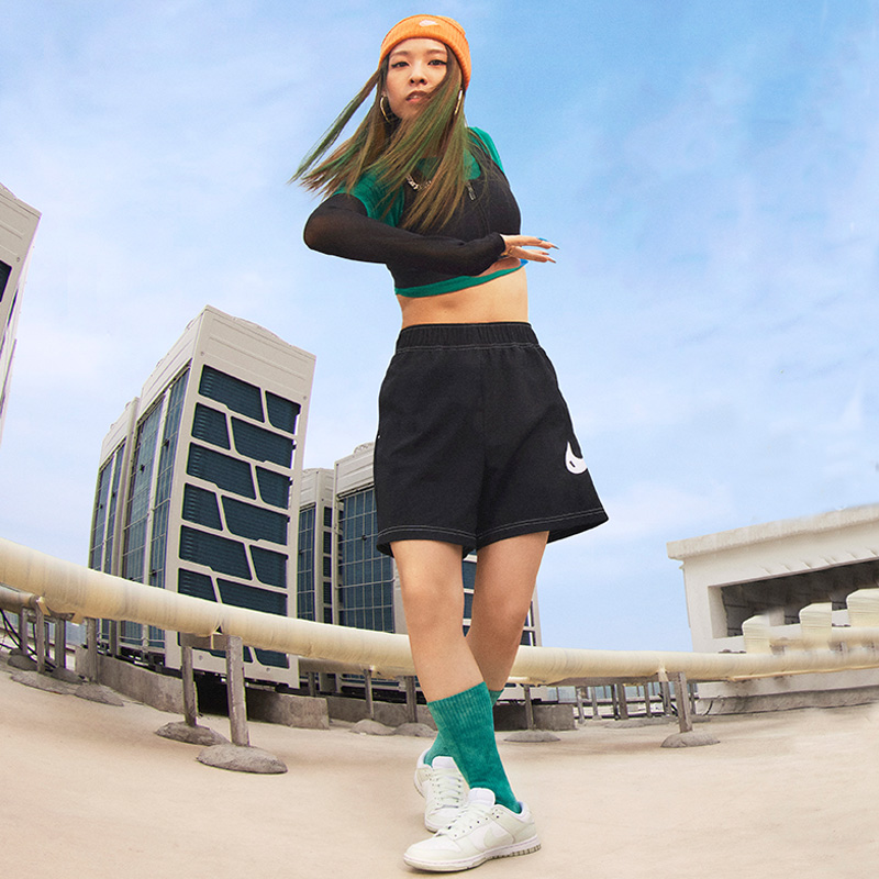 Nike耐克SWOOSH女子梭织高腰短裤夏季机能风休闲运动DM6753