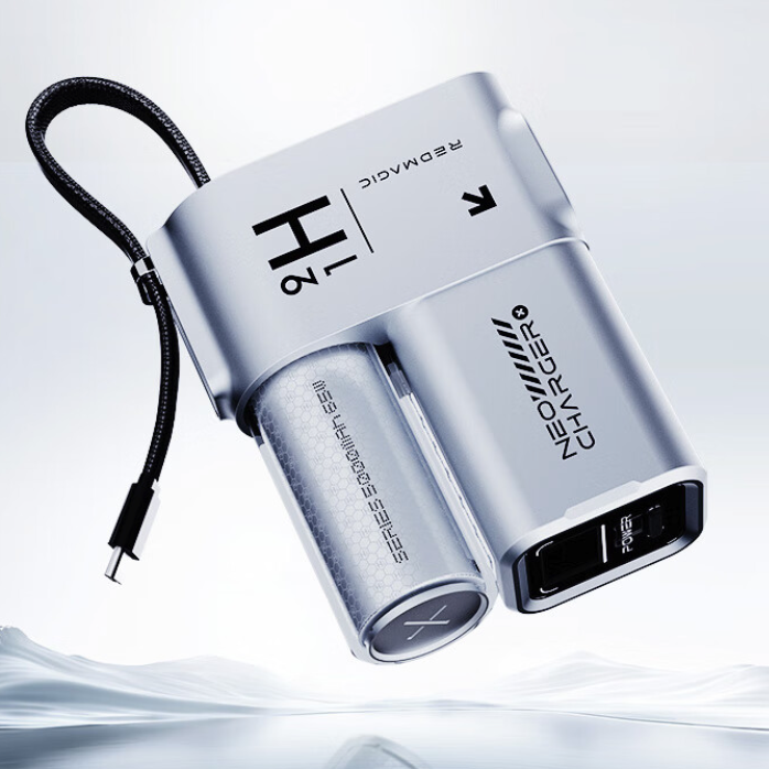 nubia 努比亚 红魔 PA0008 氘锋三合一能量魔方 移动电源 5000mAh 65W