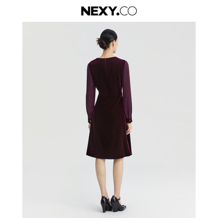 春季高级感丝绒低调大气时尚休闲长袖连衣裙女